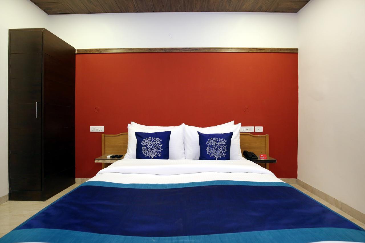 Hotel 7 Chandigarh Exterior photo