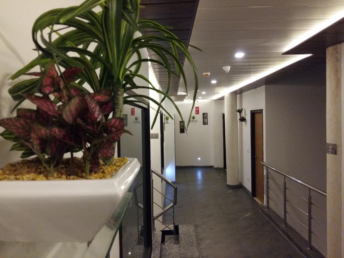 Hotel 7 Chandigarh Exterior photo